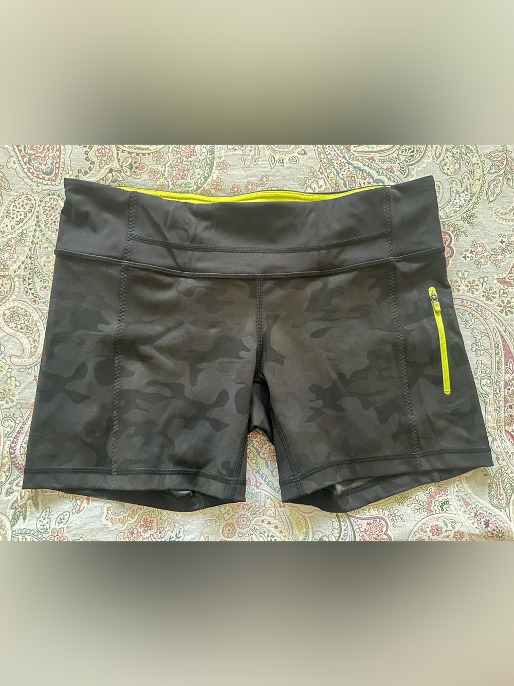 Lululemon Run Fast Track Short II Savasana Camo Black